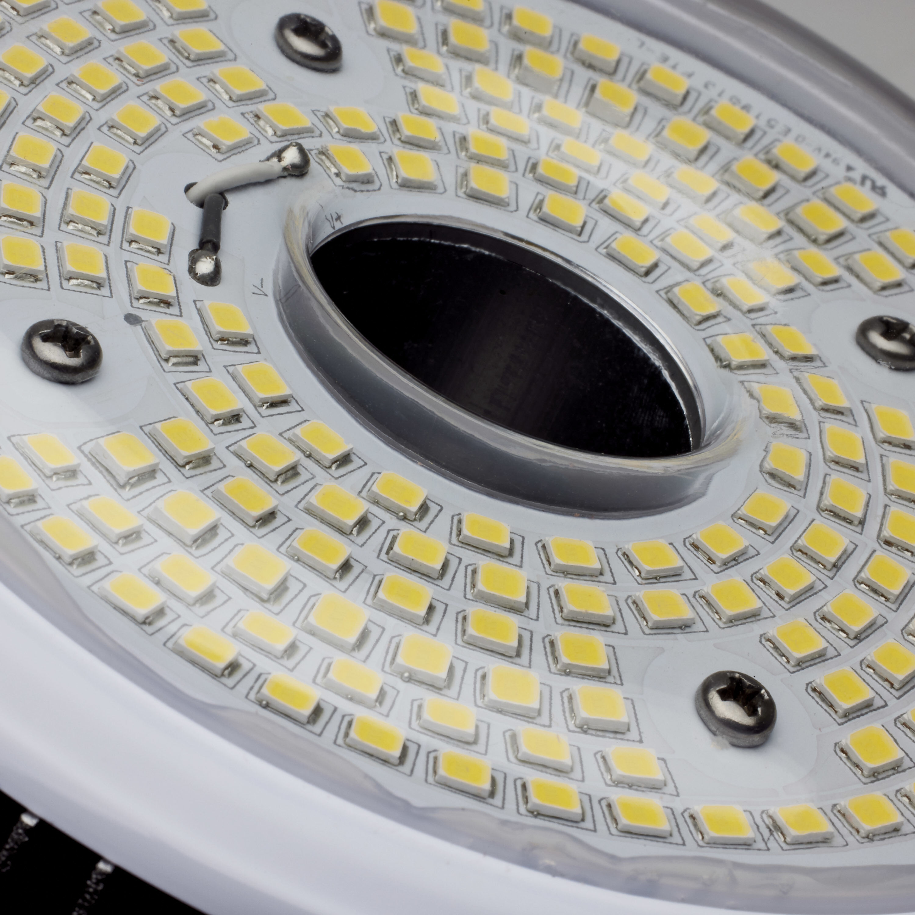 Hi-Pro LED LED Mogul Extended 4000K HID Replacements