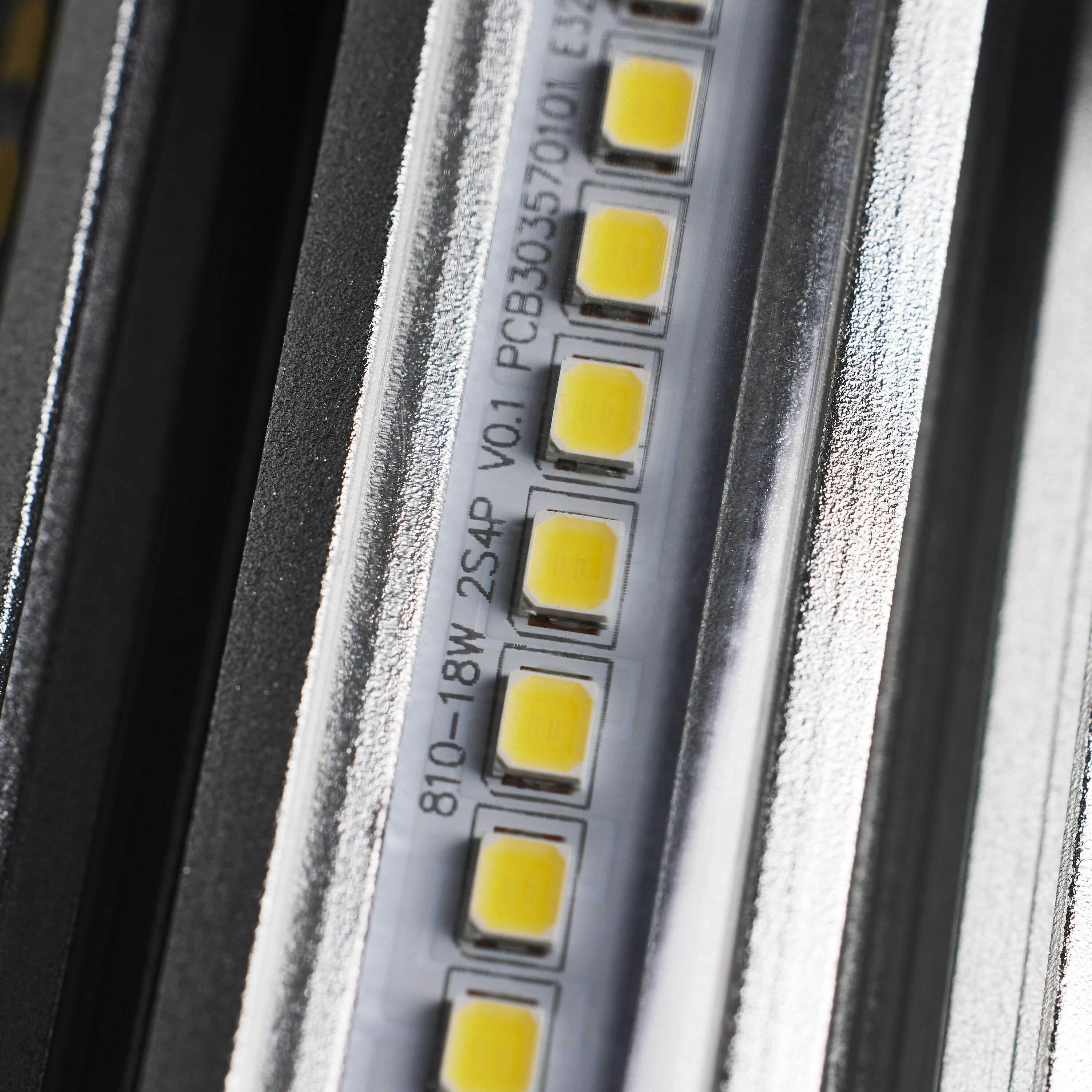 Hi-Pro LED Medium 18.00 watt 2700K HID Replacements